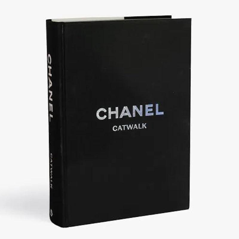Chanel Catwalk Dik Boek