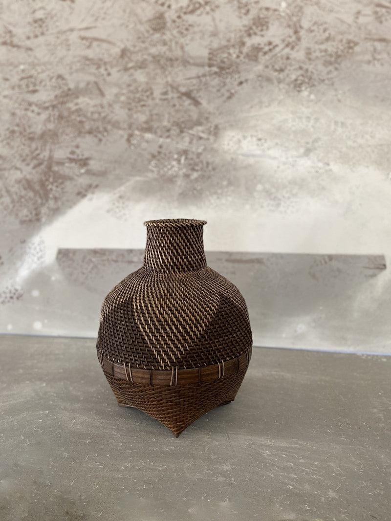 Bazar Bizar Ronde Rotan Vaas Colonial