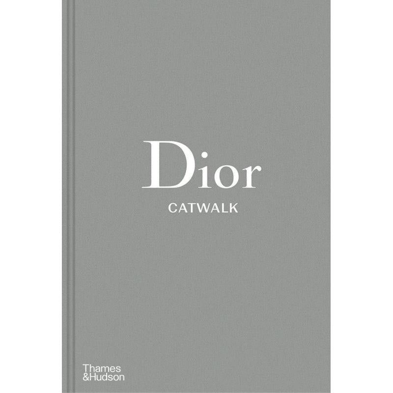 Dior Catwalk Dik Boek